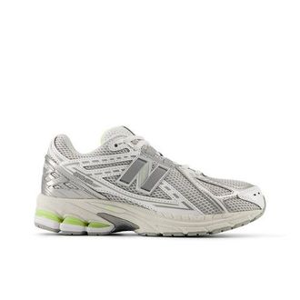 New Balance Ni&ntilde;os 1906 Lace en Gris/Verde, Talla 35.5