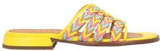 Chie Mihara FOOTWEAR - Sandals sur YOOX.COM