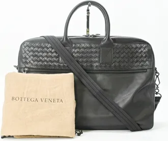 Bottega Veneta Black Intrecciato Leather Shoulder Bag (Pre-Owned)