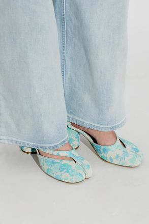 Maison Margiela Heeled Shoes With Tabi Cutout, Womens, Blue