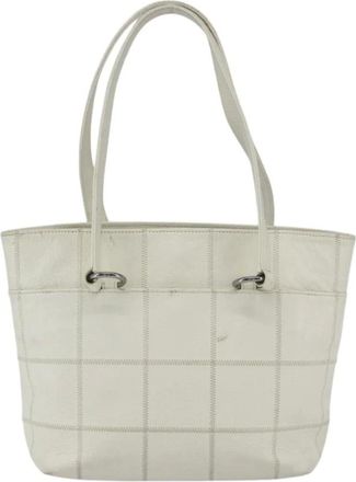 Chanel Pre-owned Tote Bags, female, White, Size: ONE SIZE Pre-owned Vintage Quilted Leather Tote Bag