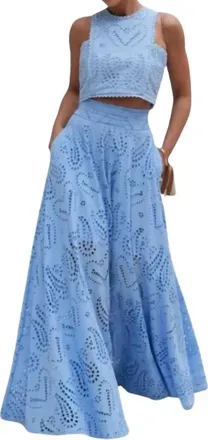 Lace Sleeveless Crop Top In Blue