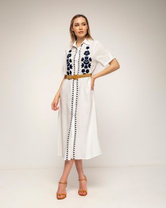 Tantra Blousejurk con bloemenborduursels op de borst en aan de zijkanten, inclusief losse riem