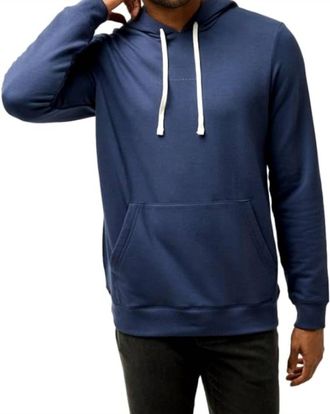 Travis Mathew Mens Cloud Hoodie 2.0 In Mood Indigo