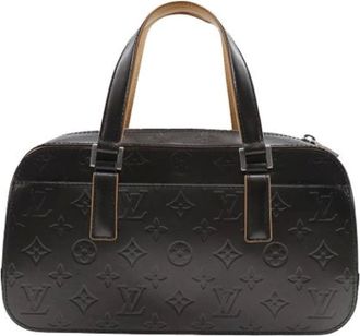 Louis Vuitton Pre-owned Handbags, female, Gray, Size: ONE SIZE Pre-owned The Shelton
