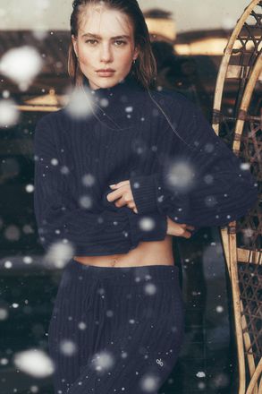 Alo | Cable Knit Cropped Winter Bliss Turtleneck Long Sleeve Top in Navy Blue, Size: Medium