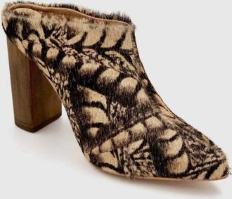 Christina Lombardi Womens Zermatt Block Heeled Mule In Feather