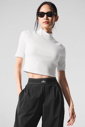 Alo | Ribbed Mesh Secret Short Sleeve Top in White, Size: Small