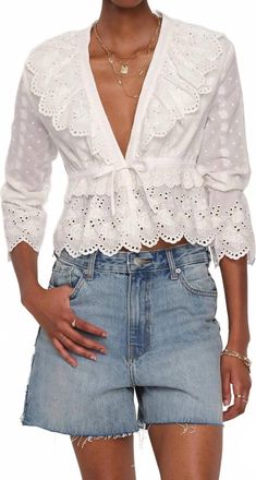 Heartloom Meadow Cotton Eyelet Top In Eggshell