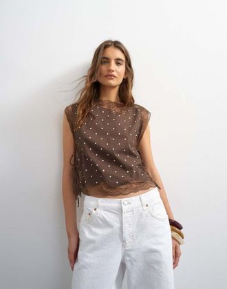 Topshop Top con laccetti laterali in pizzo color cioccolato a pois-Multi