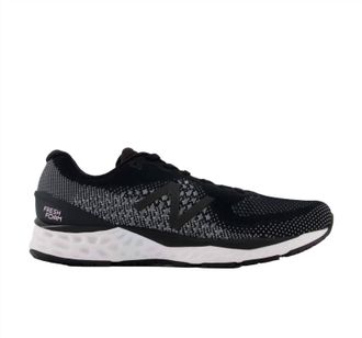New Balance Mens 880V10 Running Shoe In Black