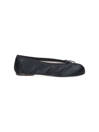 Maison Margiela Minimalist Black Flats With Rounded Toe And Low-Profile Sole