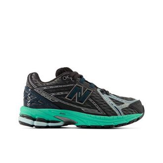 New Balance Kids 1906 Lace in Black/Green Synthetic, size 13.5