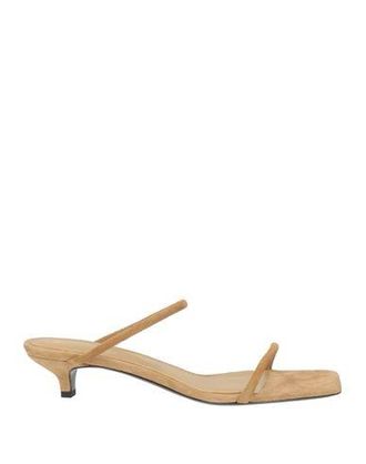 Toteme FOOTWEAR - Sandals sur YOOX.COM