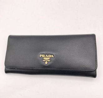 Prada Black (Pre-Owned)
