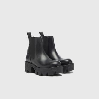 Diesel D-Hammer - Chelsea boots in leather with lug sole - Boots - Woman - Black