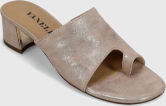Vaneli Womens Cruz Low Heel In Champaigne