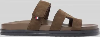 Tommy Hilfiger Sandale aus echtem Veloursleder in Mittelbraun, Gr&ouml;&szlig;e 41