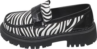 Generic Black Feminine Leather Shoes Thick Sole Waterproof Table Leopard Print British Style for Comfortable Use