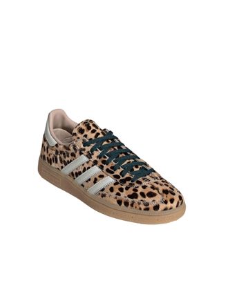 adidas Unisex Sneakers Handball Spezial Magbei-Ivory-Aurivy Trainers Magbei/ivory/aurivy