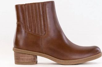 Dansko Womens Daisie Boot In Tan Burnished