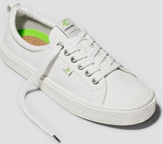 Cariuma Womens Cariuma OCA Low Sneakers Off-White Canvas Lifestyle Shoes HAWK2316