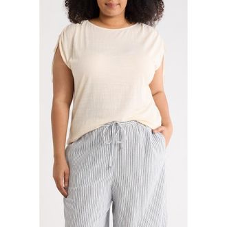 Max Studio Ruched Shoulder Crinkle Knit Top in Eggshell at Nordstrom Rack, Size 3X