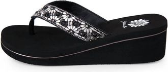 Yellow Box Womens Savira Wedge Sandal In Black