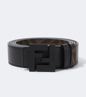 Fendi Cintur&oacute;n FF Zucca de piel reversible