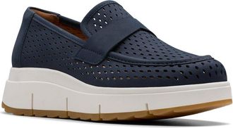 Clarks Loriini Edge Nubuck Loafer