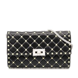 Valentino Pre-owned Womens Quilted Lambskin Free Rockstud Spike Wallet On Chain - Black Leather - One Size
