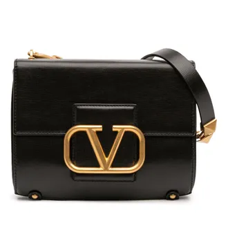 Valentino Pre-owned Valentino Grained Calfskin Stud Sign Shoulder Bag Ladies 9KK6GKNFV94UAKK5