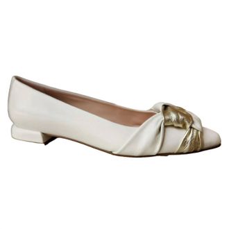 Pedro Ant&oacute;n Womens Flats In White