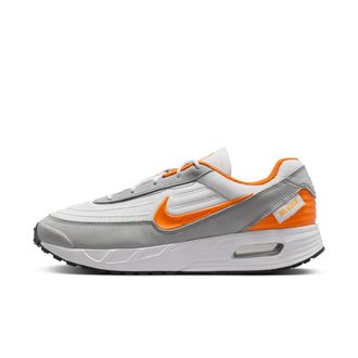 Nike Mens College Air Max Verse (Tennessee) Shoes in White | IB3221-100