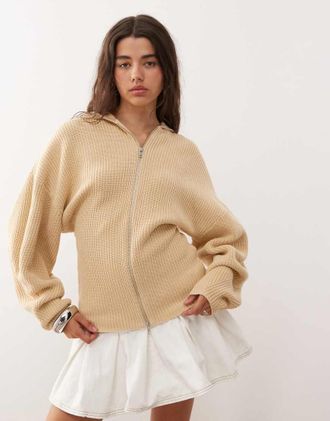 Monki Maglione beige con cappuccio, doppia zip e dettaglio stretto in vita-Neutro