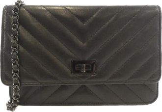 Chanel Leather Chain/Shoulder Wallet (Pre-Owned)