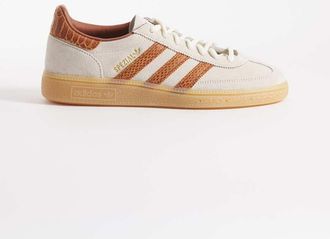 adidas Originals Handball Spezial - Sneakers bianco sporco con tre strisce effetto coccodrillo
