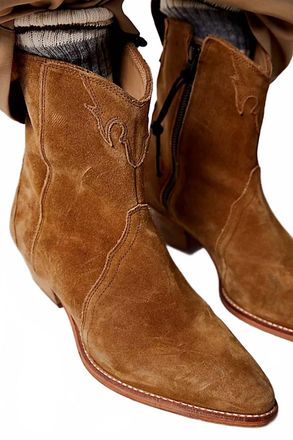 Free People Womens New Frontier Western Boot In Camel Suede