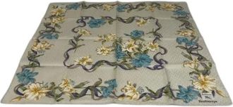Burberry Pre-owned Scarves, female, Beige, Size: ONE SIZE Pre-owned Silk Scarf