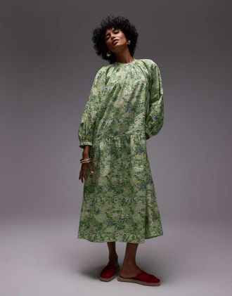 Arket Vestito grembiule in puro cotone verde con stampa di foglie con vita scesa e gonna al polpaccio-Multicolore