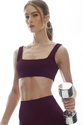Alo Softsculpt Precision Bra in Rich Bordeaux, Size: Medium