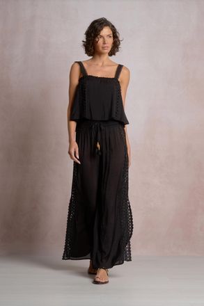 Elan Nyx Flowy Tank Top In Black