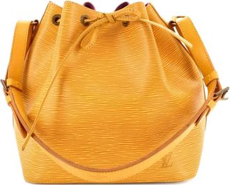 Louis Vuitton Alma Handbag Monogram Canvas PM satchel - Bruin