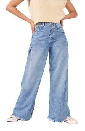 Free People We the Free Old West Slouchy Wide Leg Jeans in Canyon Blue at Nordstrom Rack, Size 31