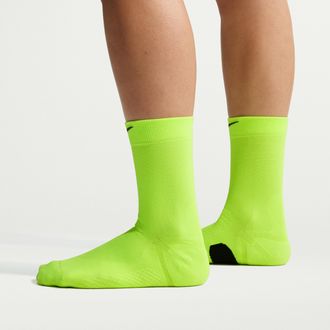 Nike Unisex Run Midweight Running Crew Socks (1 Pair) in Yellow | HV6924-702
