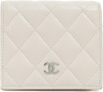 Chanel White Grained Calfskin Long Wallet (Bi-Fold) (Pre-Owned)
