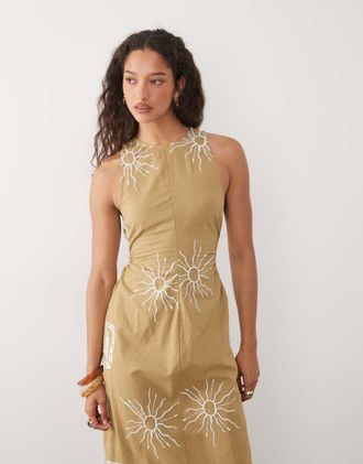 Asos Vestito lungo in cotone e lino color pietra con ricami color crema-Marrone