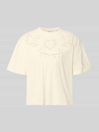 Jake*s Casual T-Shirt mit Lochstickerei und Rundhalsausschnitt in Beige, Gr&ouml;&szlig;e XXL