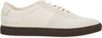 Common Projects Minimalist Low-Top Sneakers With Contrasting Sole