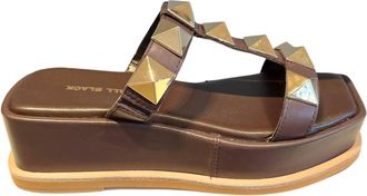 All Black Womens Pyramid T Sandal In Brown